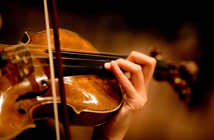 Find Your Rhythm: Free Violin Lessons for Absolute Beginners